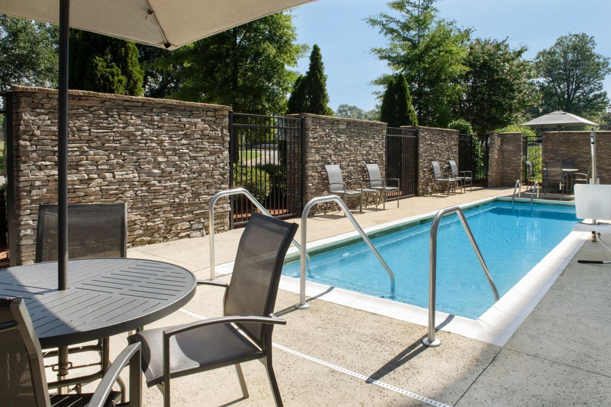 Springhill Suites By Marriott Tuscaloosa Exterior photo